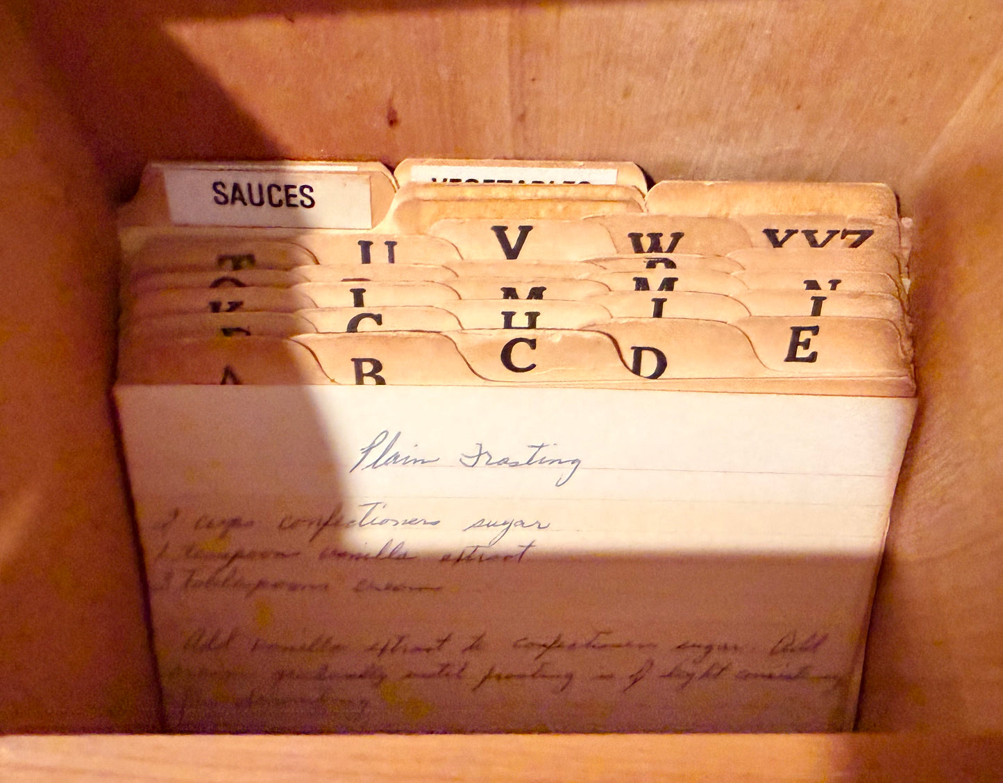 Vintage Wooden Recipe Box – Rooster Folk Art Kitchen Canister