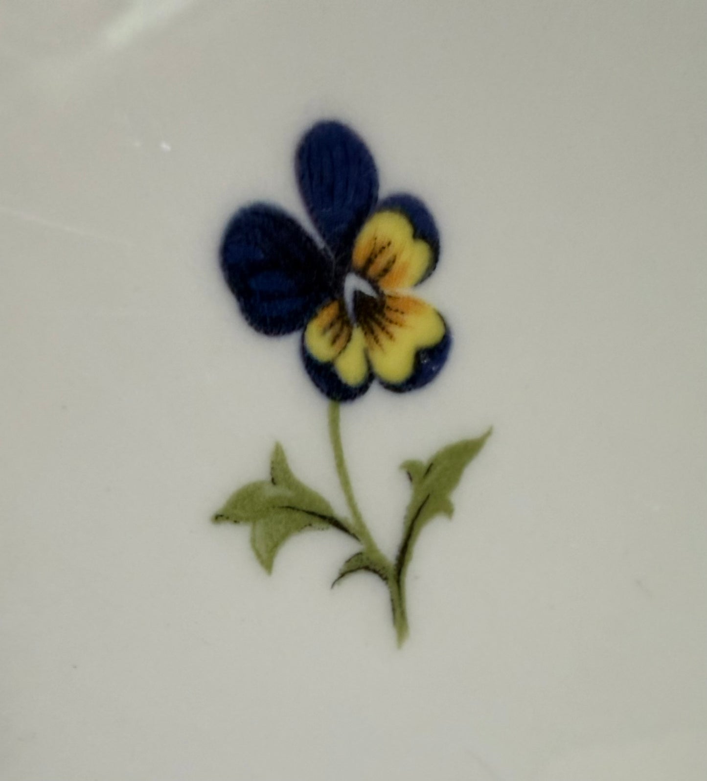 Villeroy & Boch Petite Fleur Oval Serving Platter – Vintage Premium Porcelain Floral Dish
