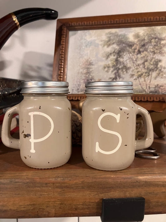 Vintage Farmhouse Mason Jar Salt & Pepper Shakers