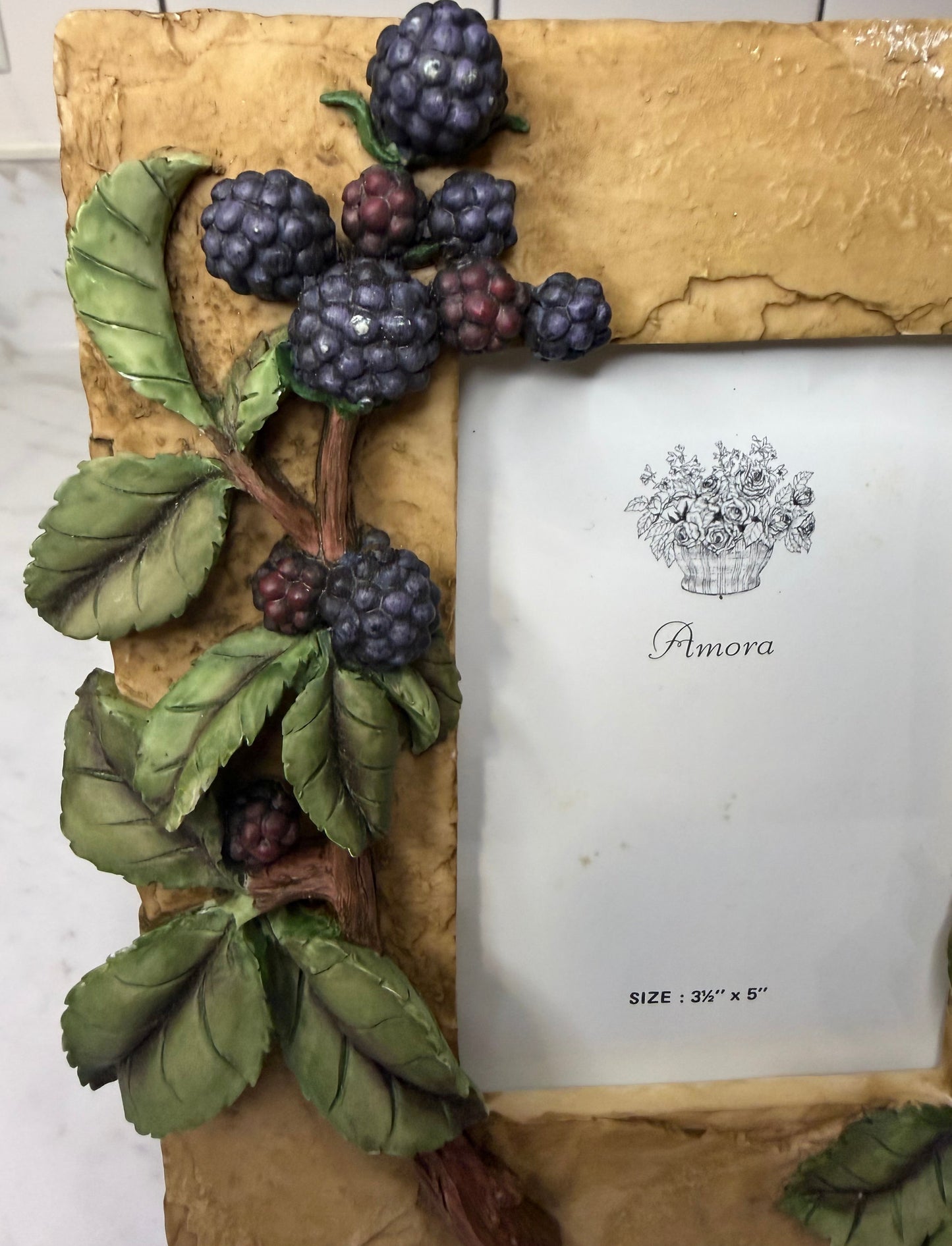 Vintage Amora 3D Blackberry Resin Picture Frame
