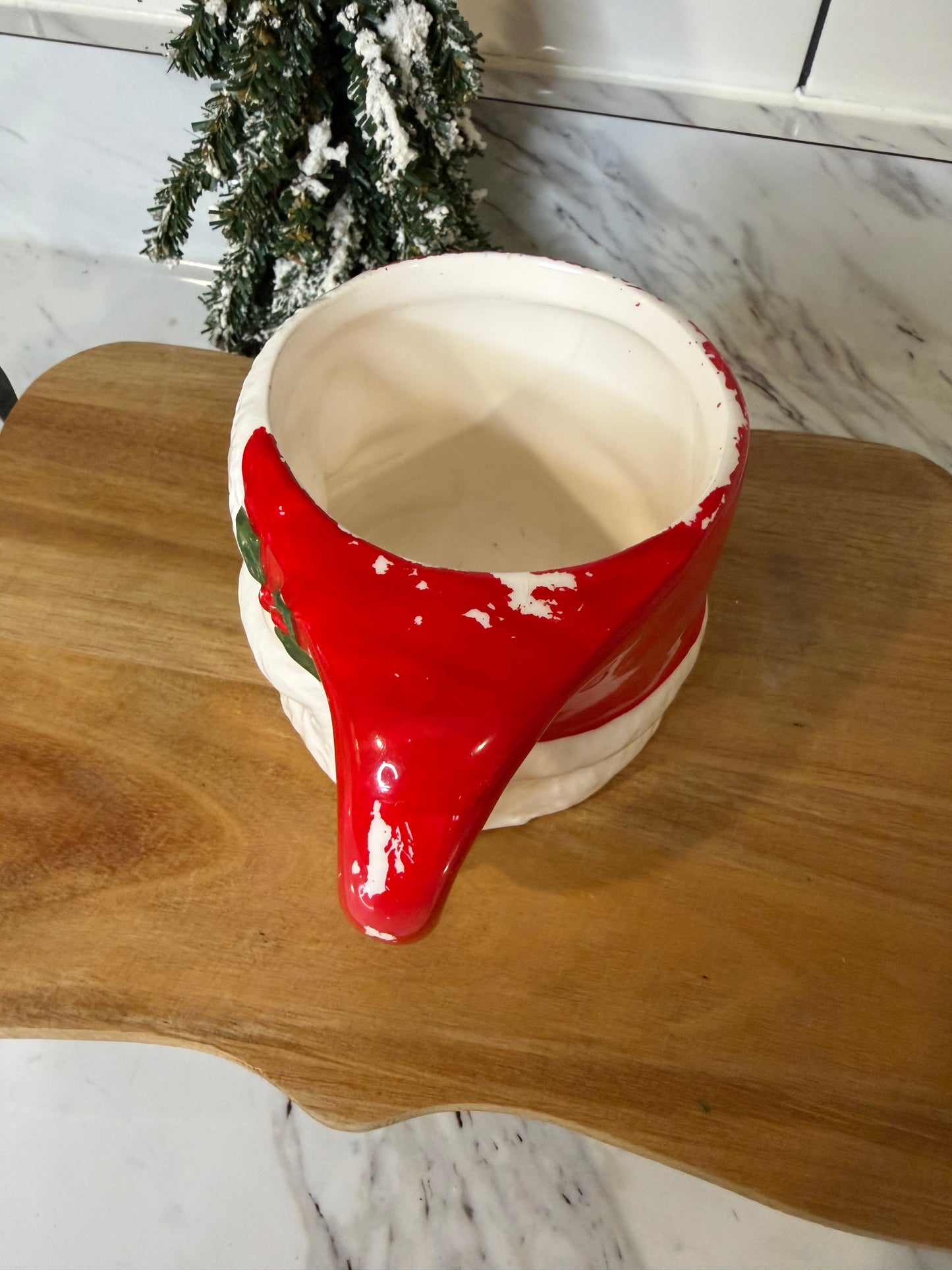 Vintage “Winking Santa” Mug — Mid-Century Style Christmas Collectible
