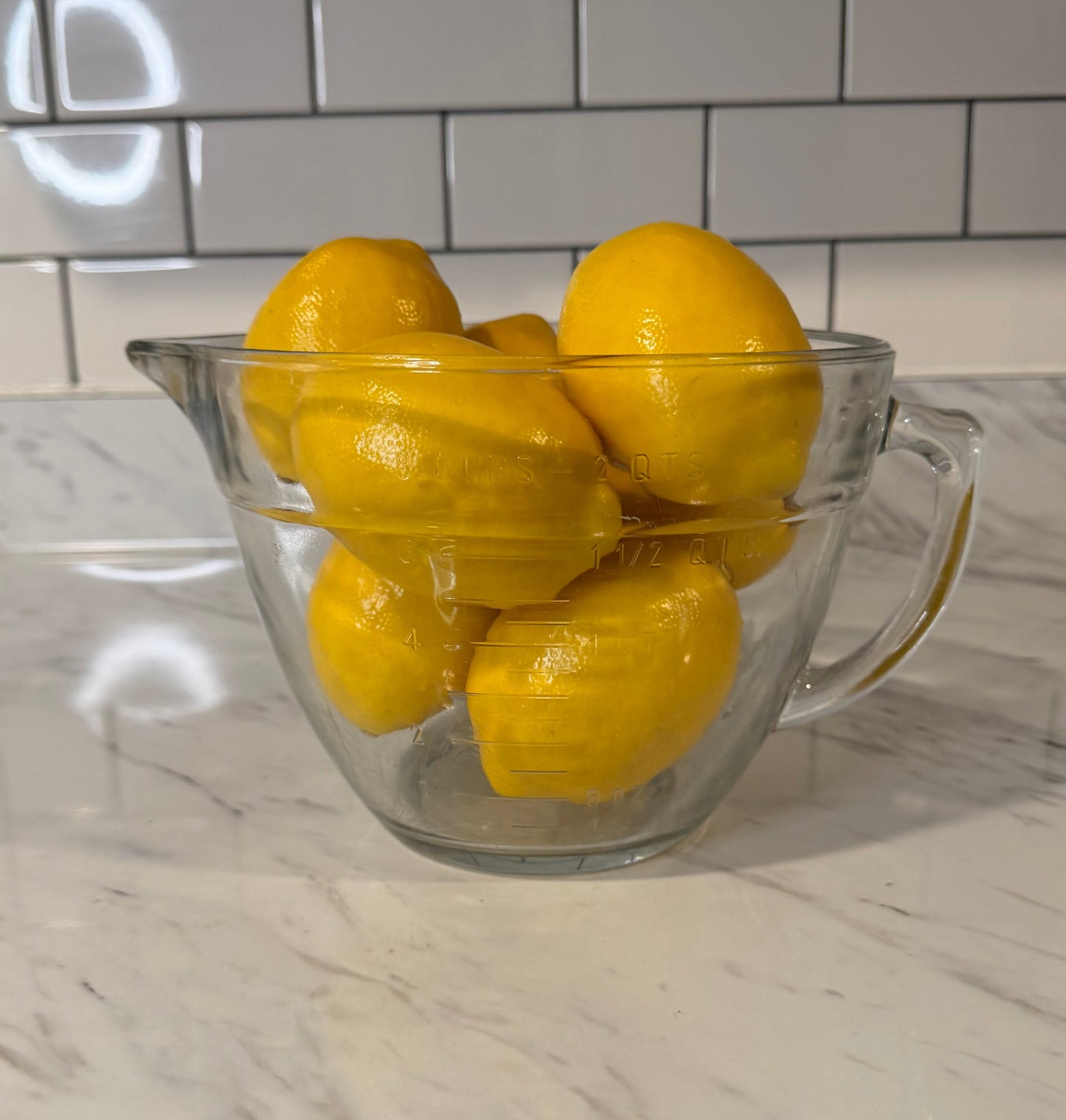 Pampered Chef 8-Cup Glass Classic Batter Bowl