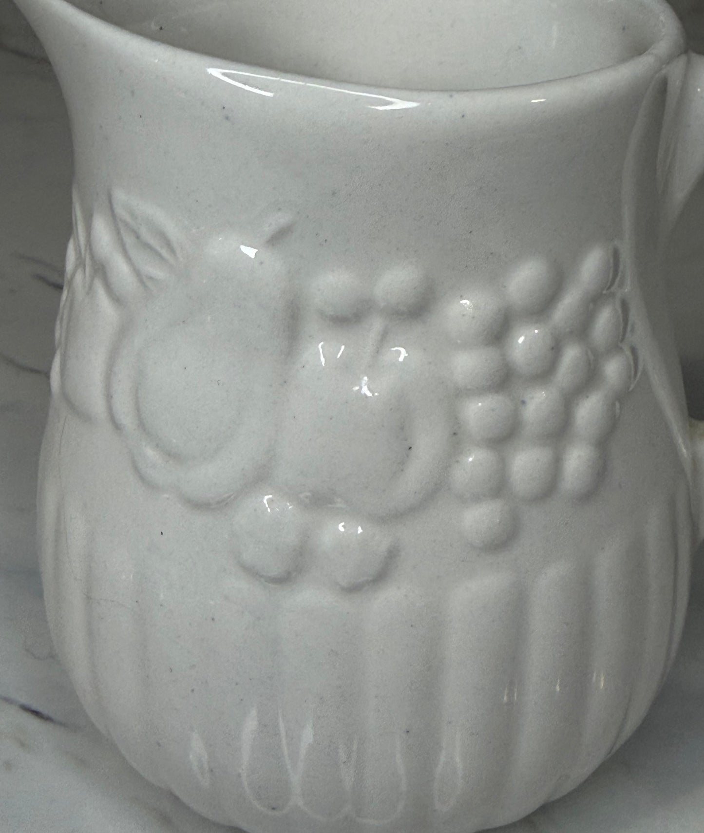 Vintage Libbey White Ceramic Creamer – Embossed Fruit Pattern, 1970s