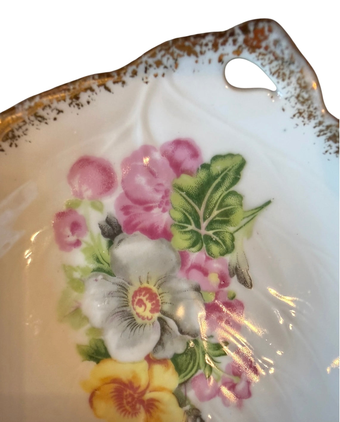 UCAGCO Japan Leaf-Shaped Porcelain Trinket Dish | Gold Gilded Wall Hanging | Circa 1953–1956