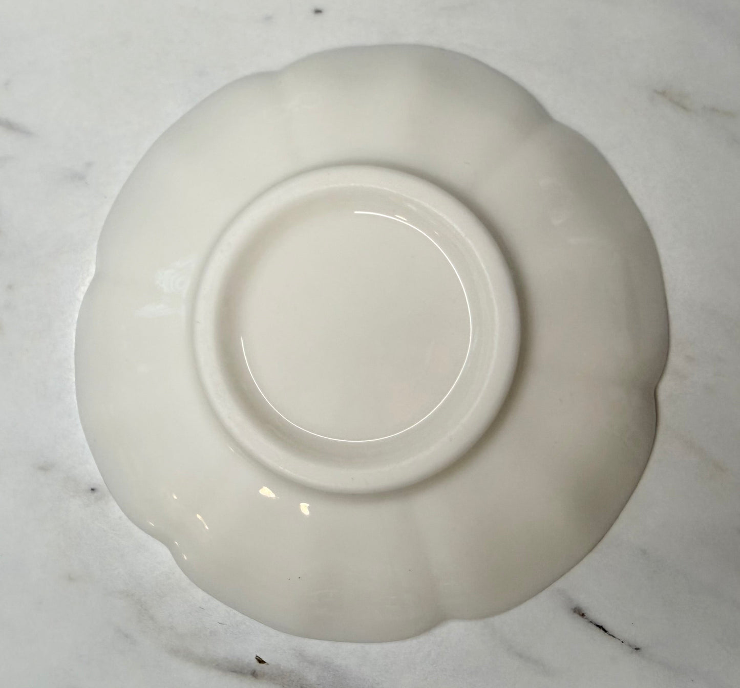 Scalloped Edge Porcelain Butter Pat – 3 1/4” Solid White