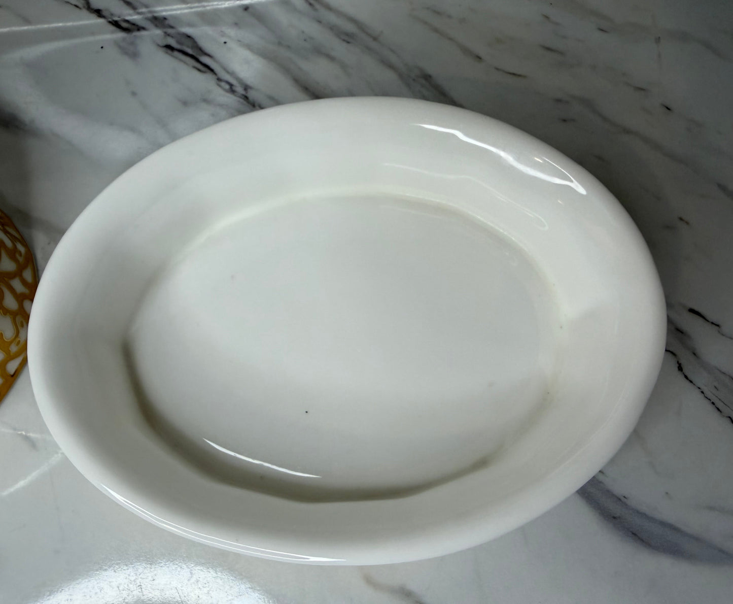 Vintage “Keepsake Charisma” Porcelain Soap Dish & Lidded Trinket Dish — Avon Anniversary Keepsake Collection (1970s)