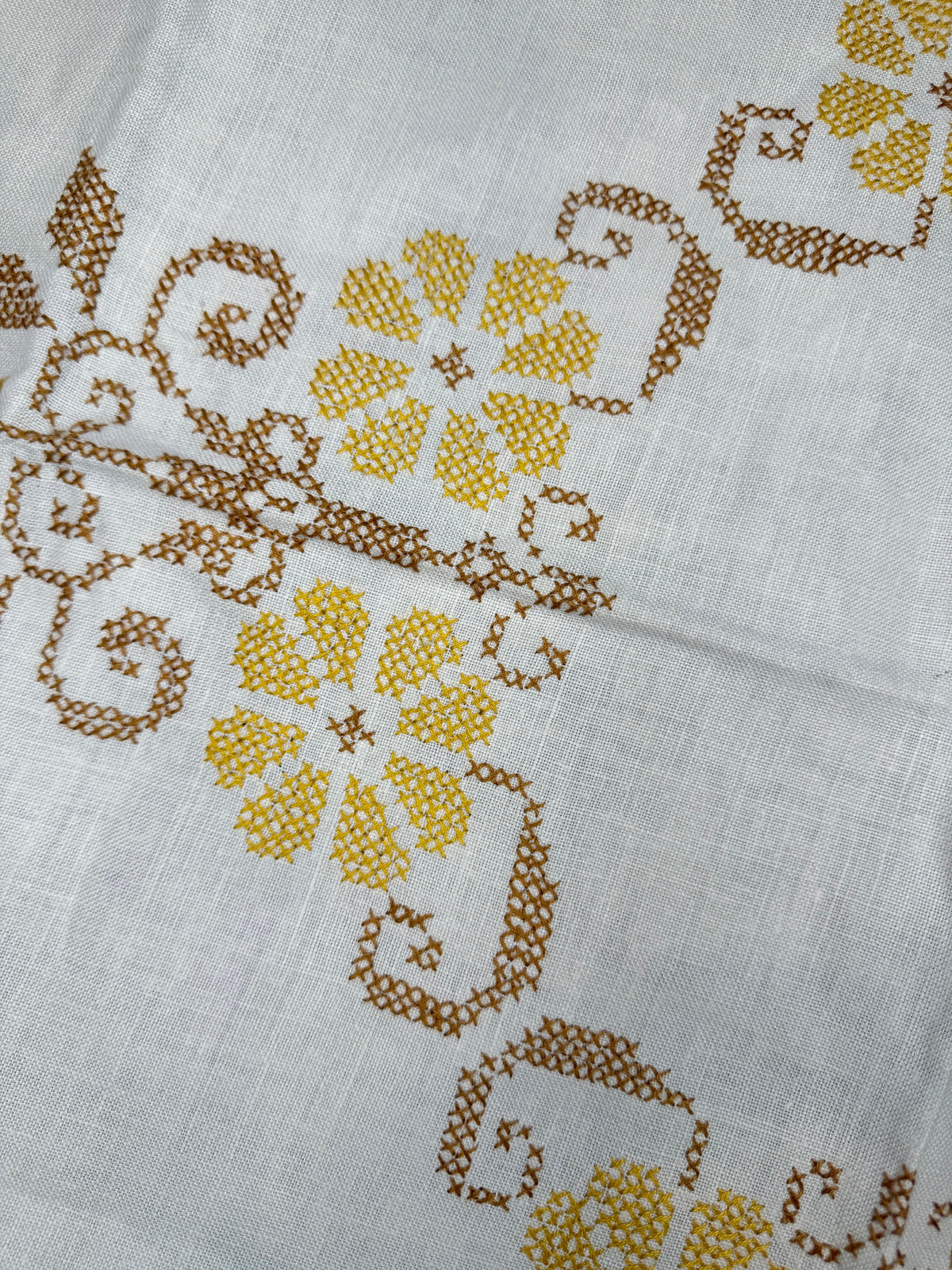 Square Linen Table Topper – Yellow & Brown Cross-Stitch Floral Design – 40”