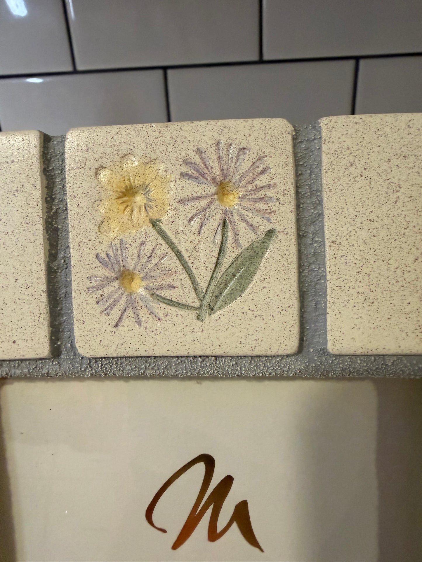 Vintage Malden International Designs Ceramic Picture Frame – Hand-Painted Wildflower Tiles