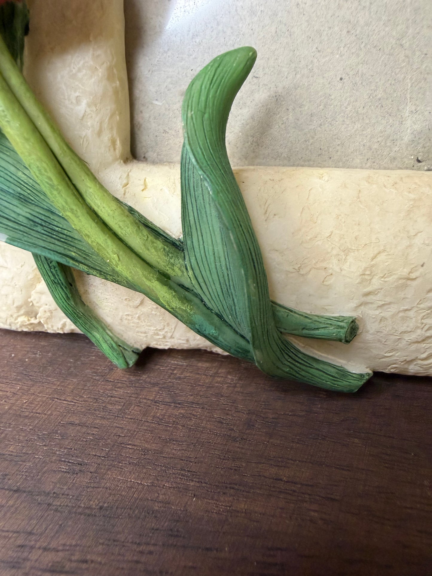 Vintage French Country Resin Photo Frame — Pink & Yellow Tulip Embellishments (Holds 5x7”)