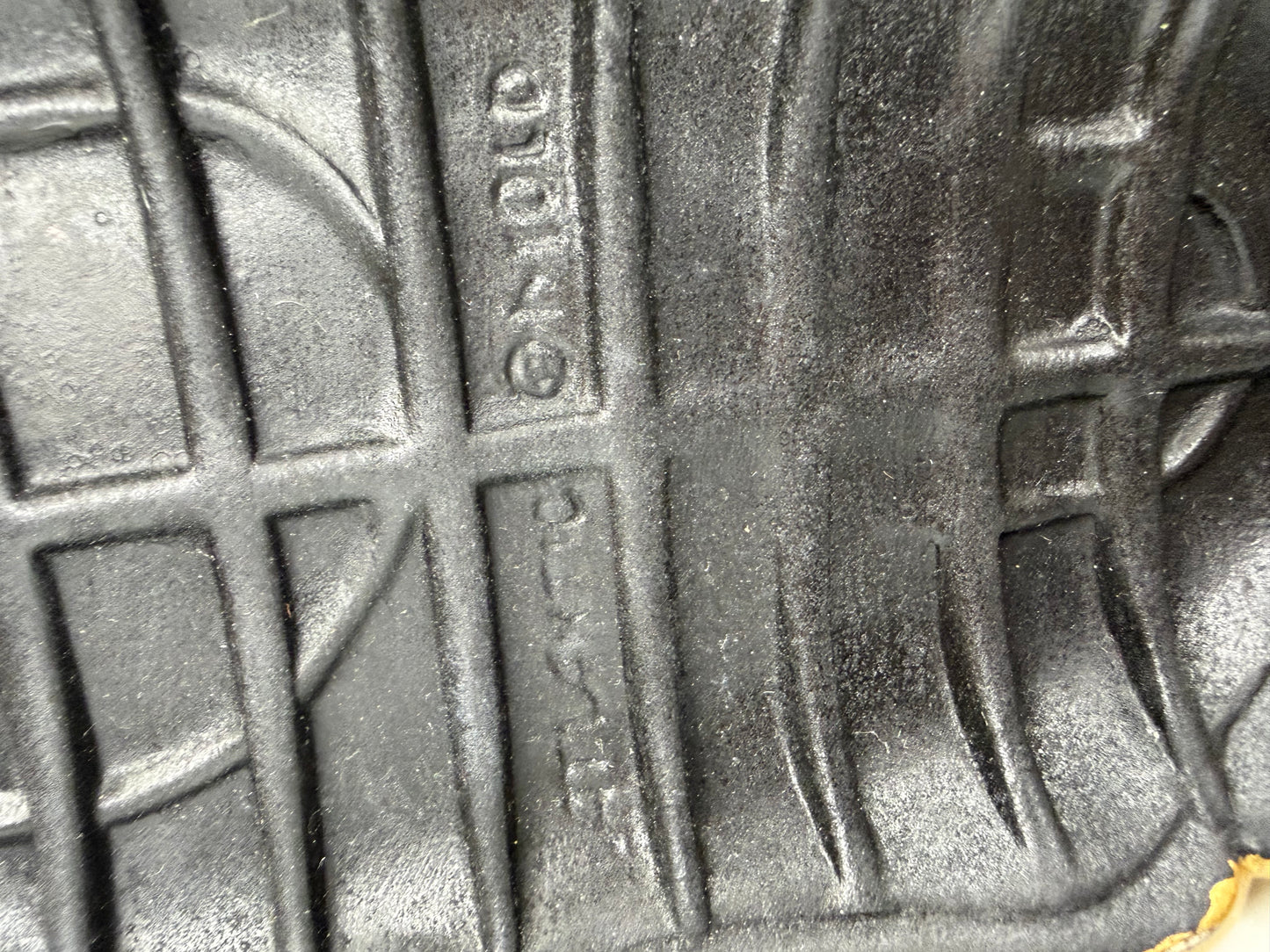 Vintage Victorian-Style Ceramic Boot Vase – 1969