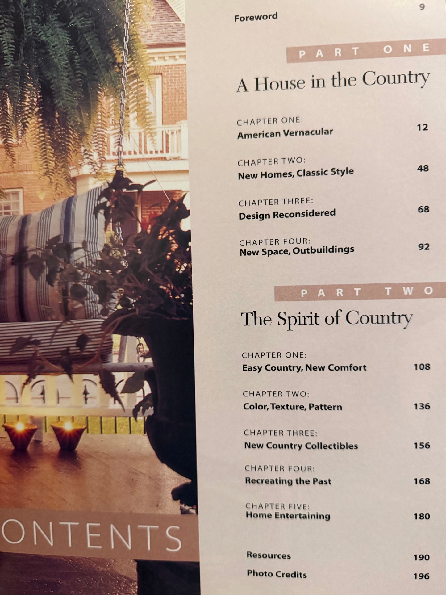 Country Living Decorating Style Book: The New Look of Country