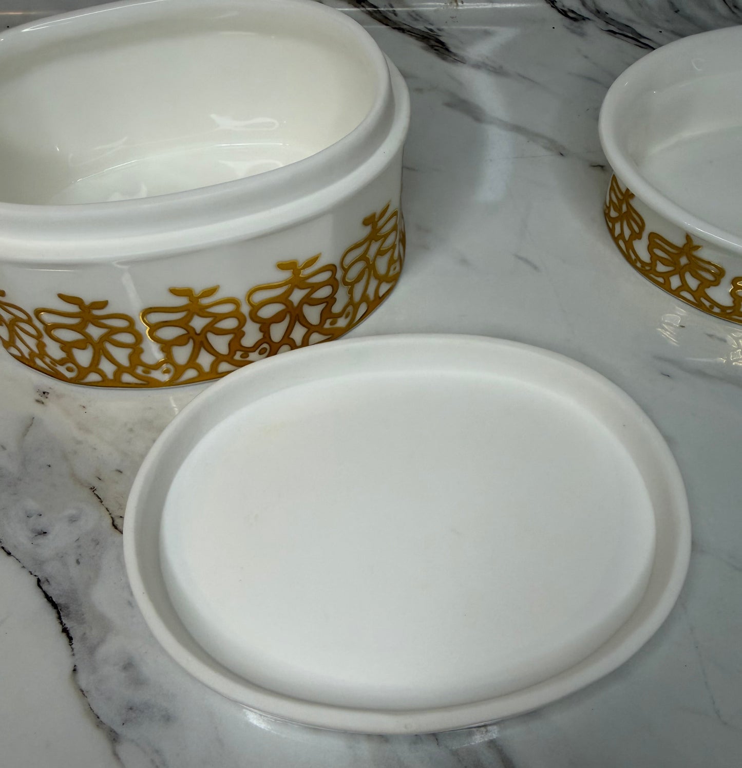 Vintage “Keepsake Charisma” Porcelain Soap Dish & Lidded Trinket Dish — Avon Anniversary Keepsake Collection (1970s)