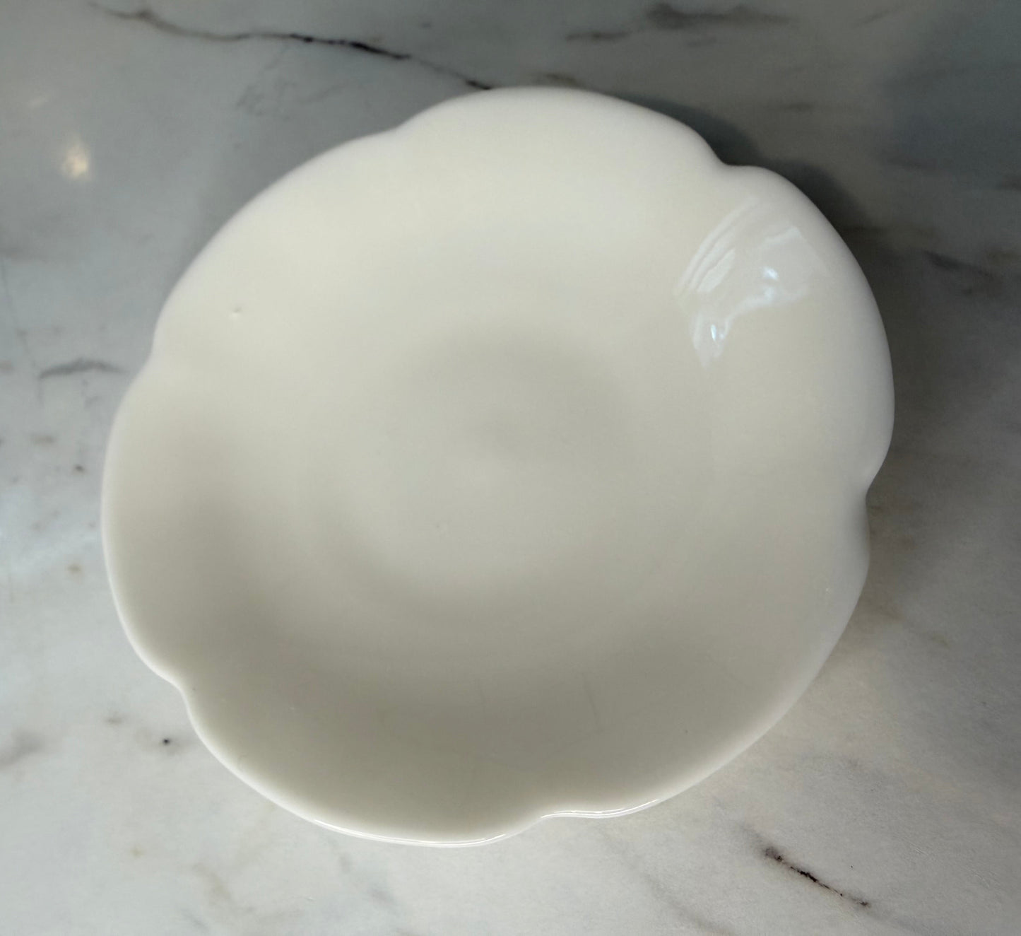 Scalloped Edge Porcelain Butter Pat – 3 1/4” Solid White