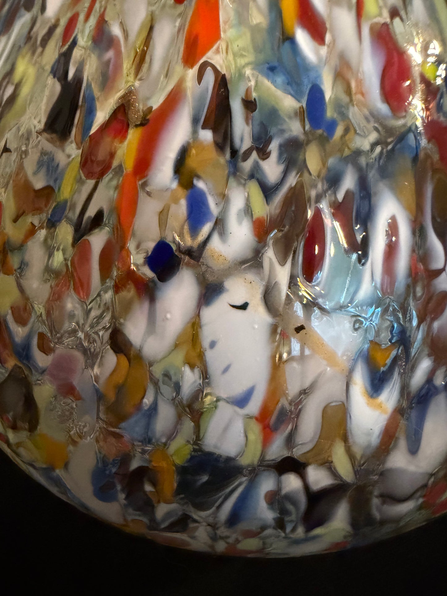 Murano Hand-Blown Art Glass Confetti Swirl Vase (Vetreria Riunite Vecchia Murano)