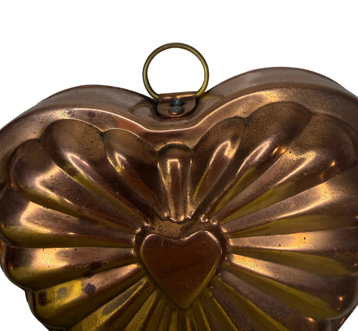 Vintage Copper Heart-Shaped Mold – Fluted Design