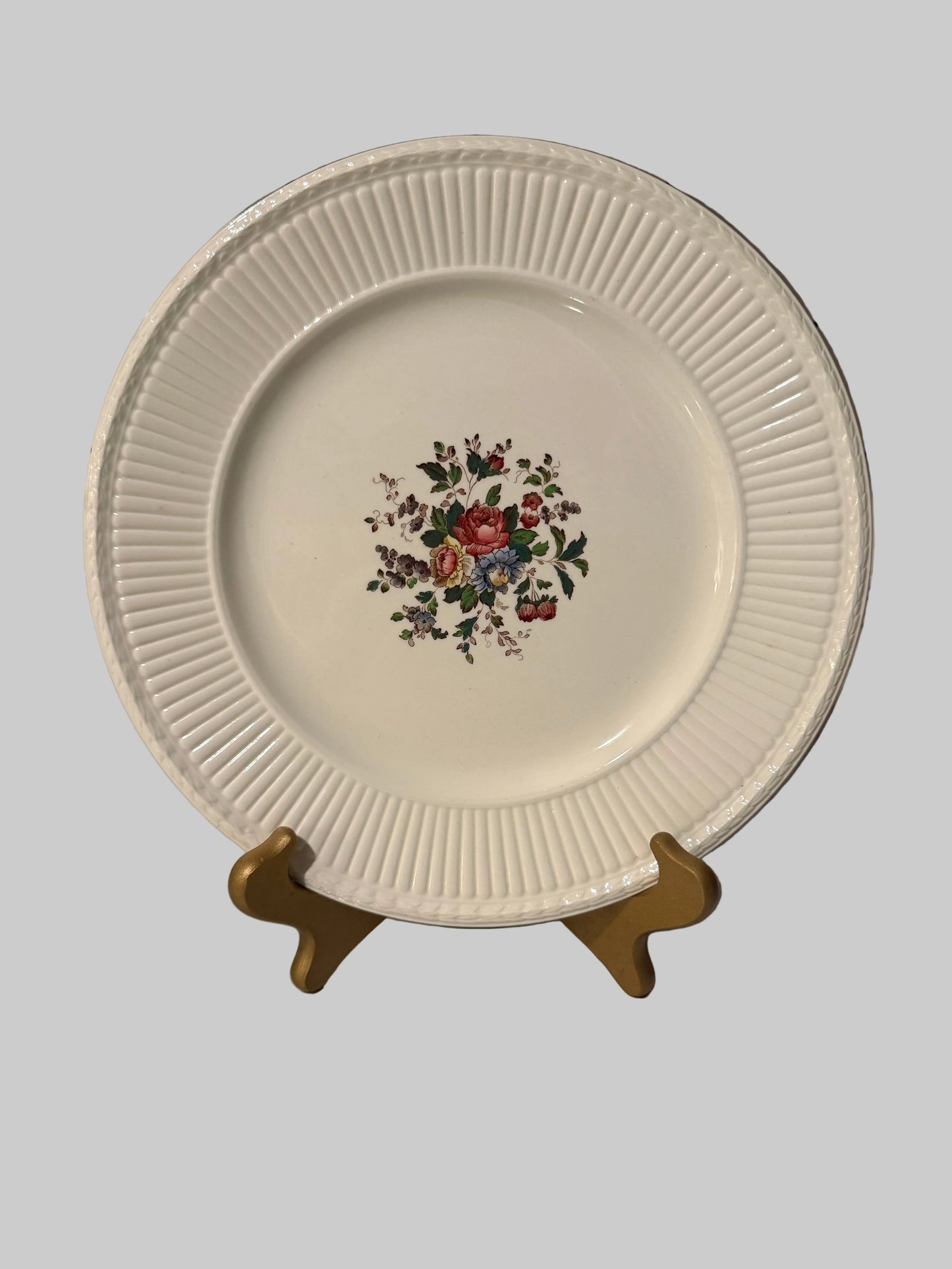 Wedgwood Conway Plate – Floral Bouquet on Edme Shape