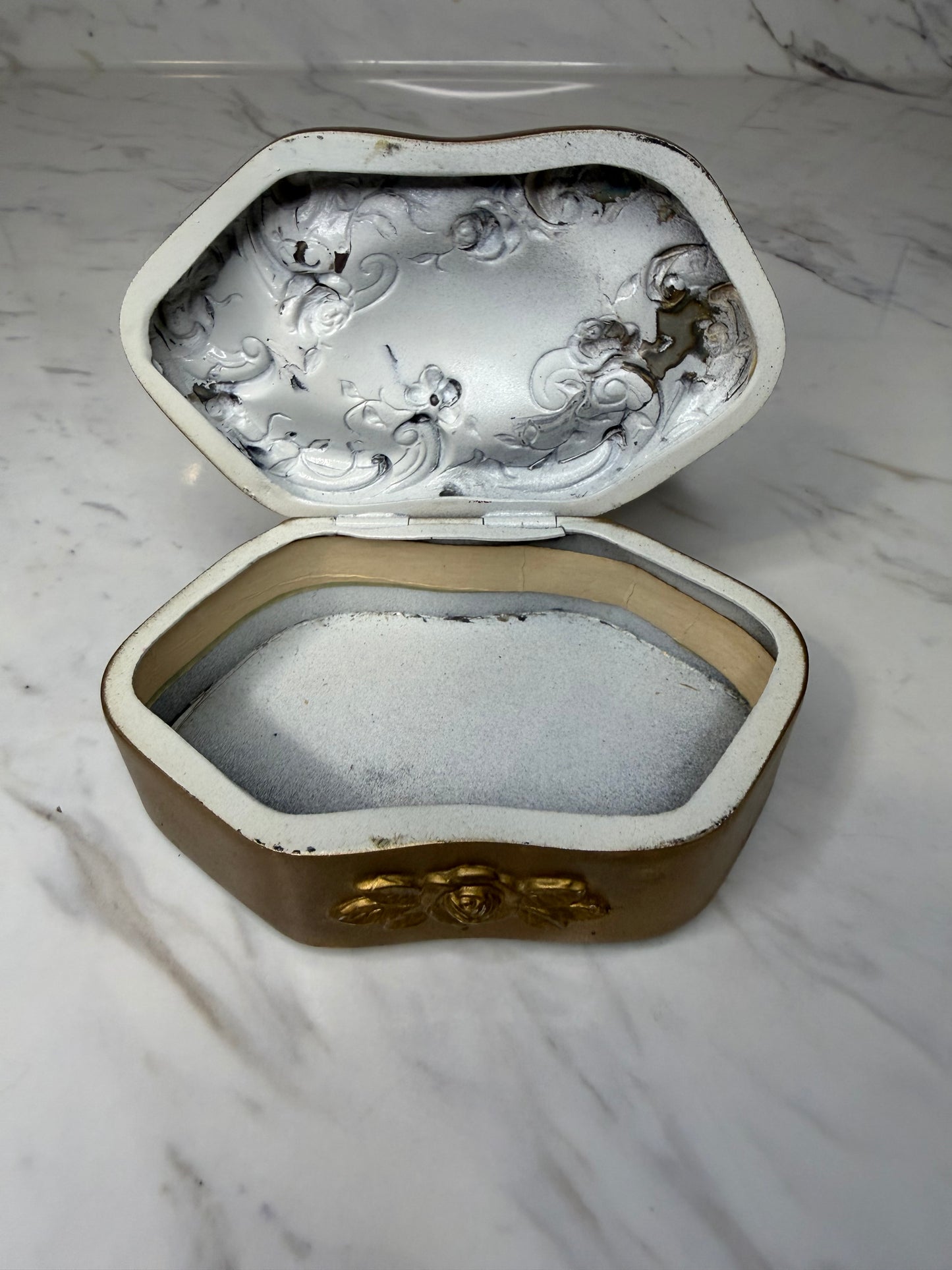 Vintage Eureka Silver Co. Quadruple Plate Jewelry Box | Gold Gilded Floral Trinket Casket