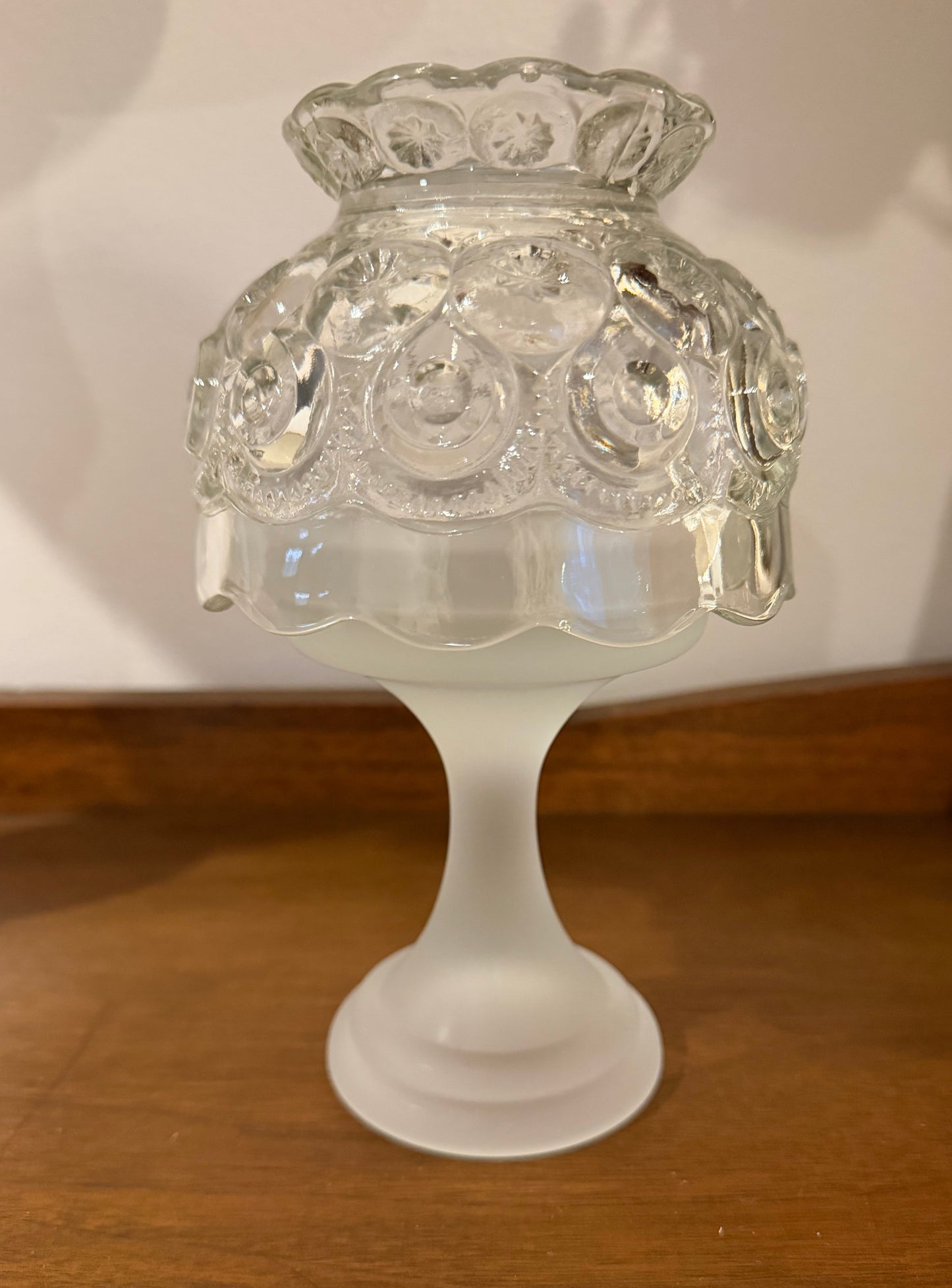 AVAILABLE - Vintage Moon & Stars Fairy Lamp – Clear Glass Dome with Frosted Base | L.E. Smith