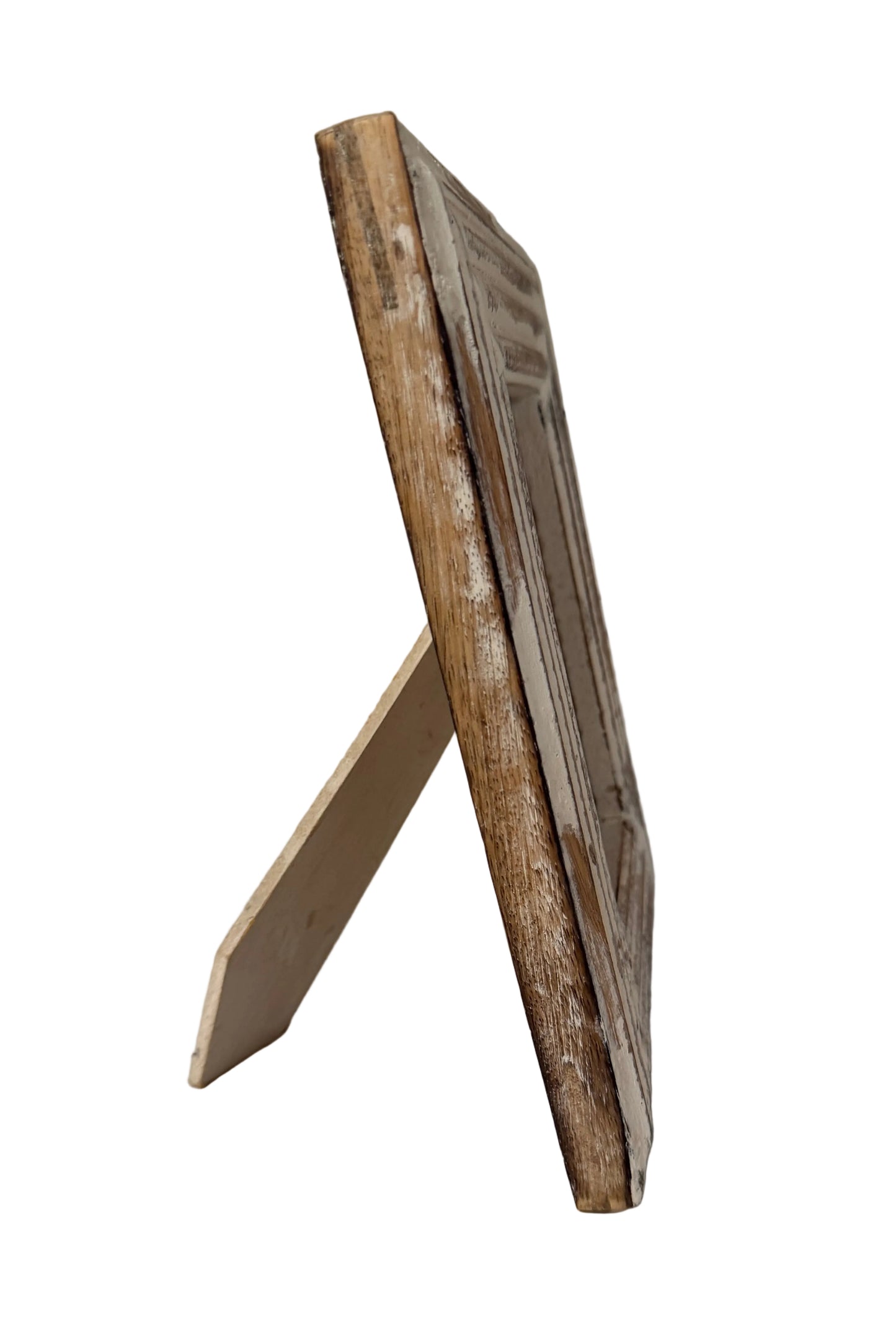 White Distressed Wood Frame – Farmhouse Rustic 4x6 Photo, 7 1/4” x 9 1/4”