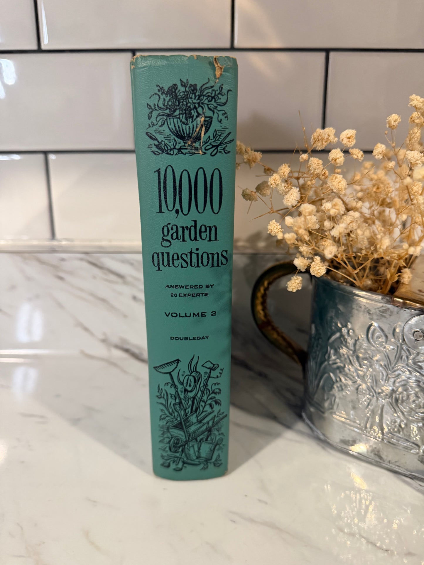Vintage Gardening Book: “10,000 Garden Questions Answered by 20 Experts, Volume 2” — Doubleday, c.1959