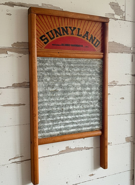 Vintage Sunnyland Handmade Washboard – Family Size, Made in Ohio