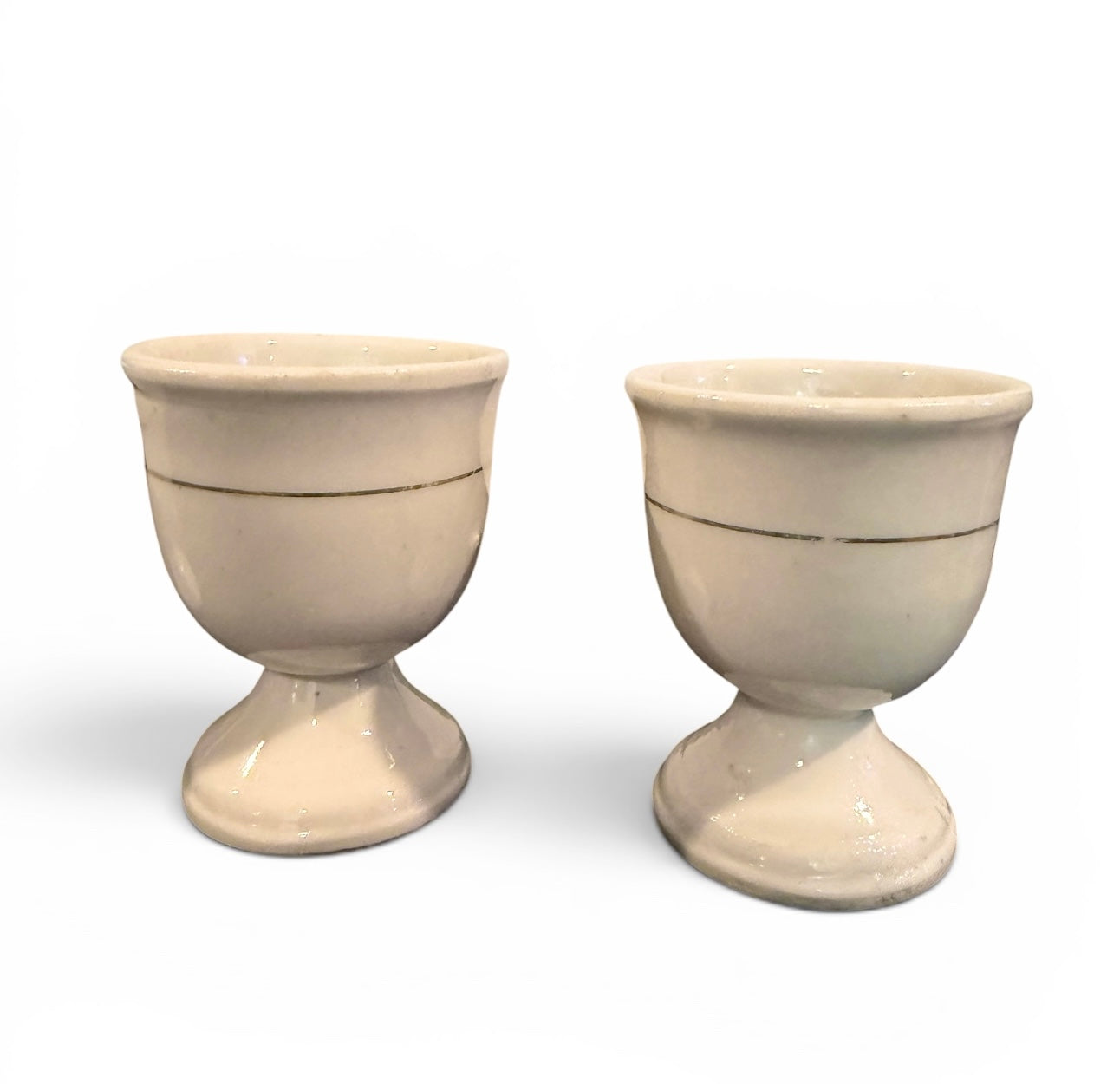Set of 4 Vintage Footed Ceramic Egg Cups – Gold Rim Breakfast Tableware
