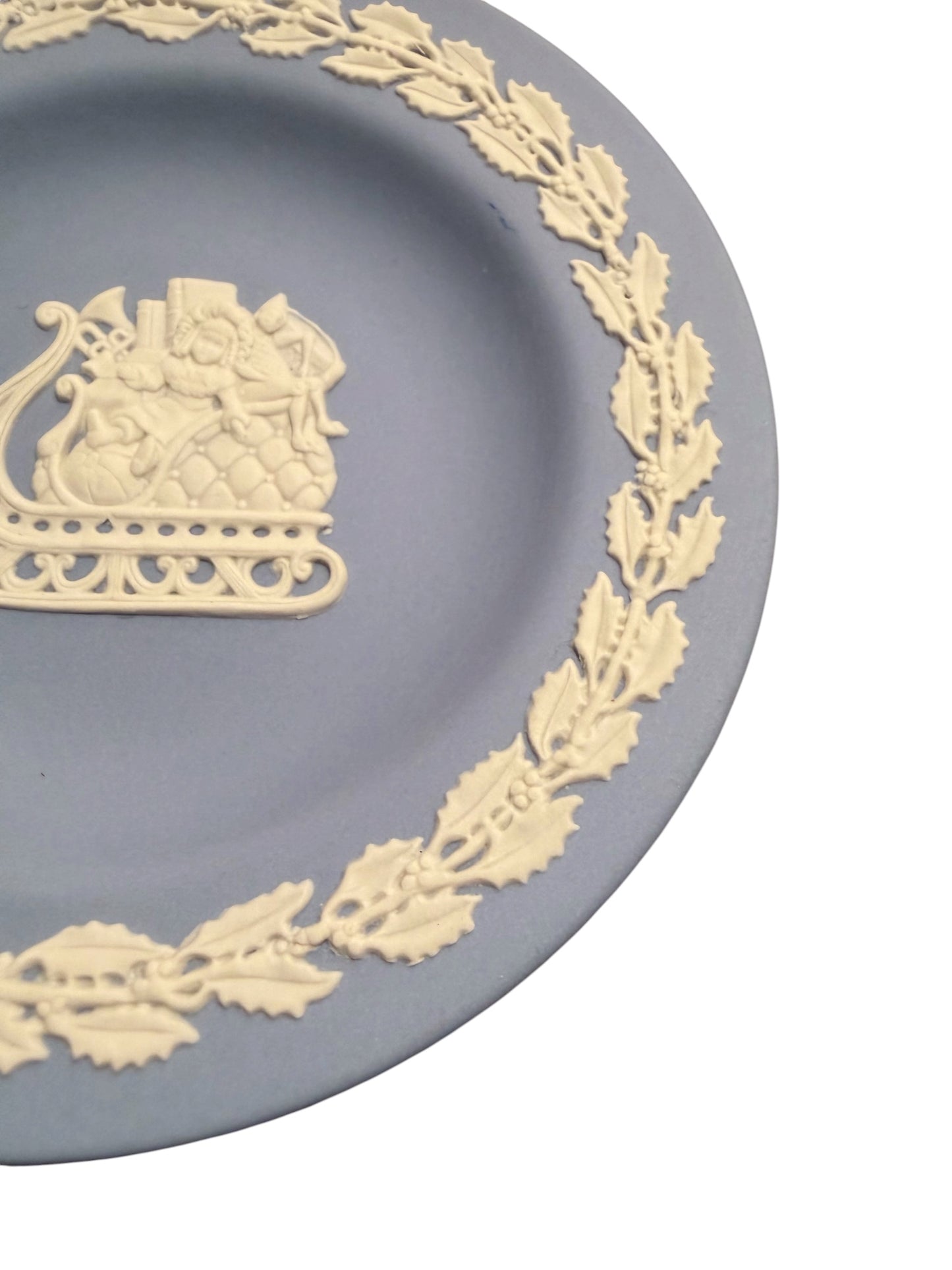 Wedgwood Pale Blue Jasperware Santa’s Sleigh Pin Dish – Holiday Cameo