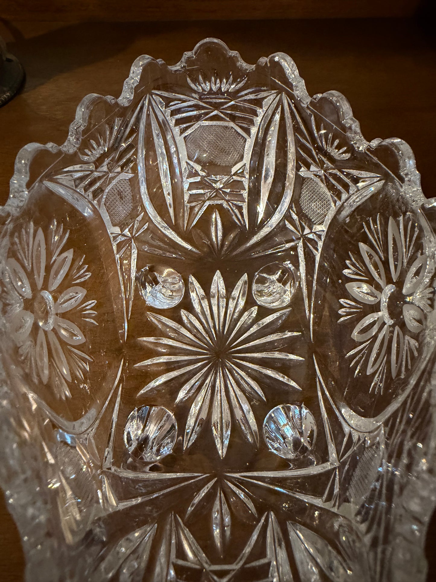Lausitzer Crystal 4-Footed Etched Floral Bowl