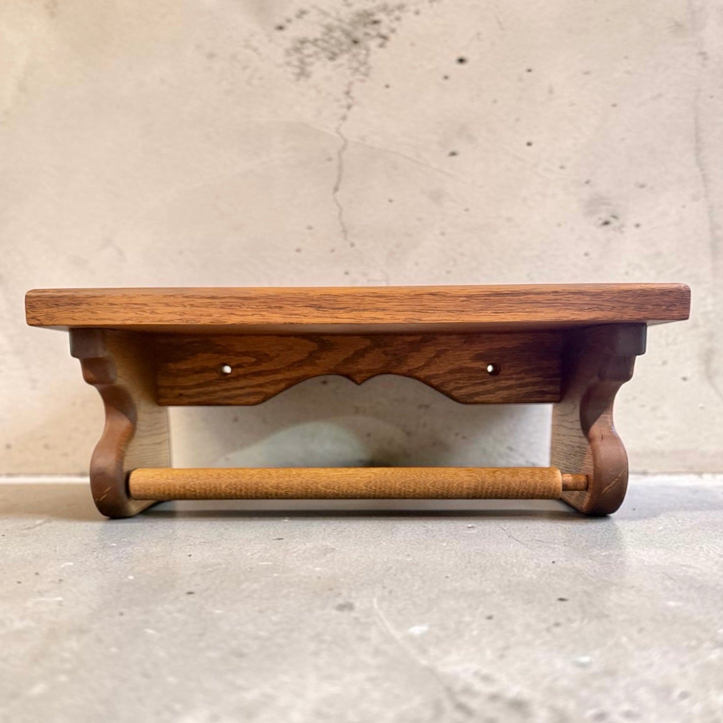 Handmade Oak Vintage Wall-Mounted Paper Towel Holder with Shelf – Scalloped Wood Design