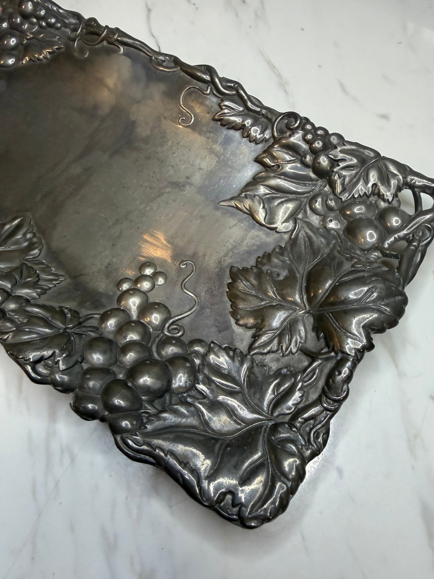 Arthur Court Aluminum Serving Tray – Grapevine Design, Entertaining Accent