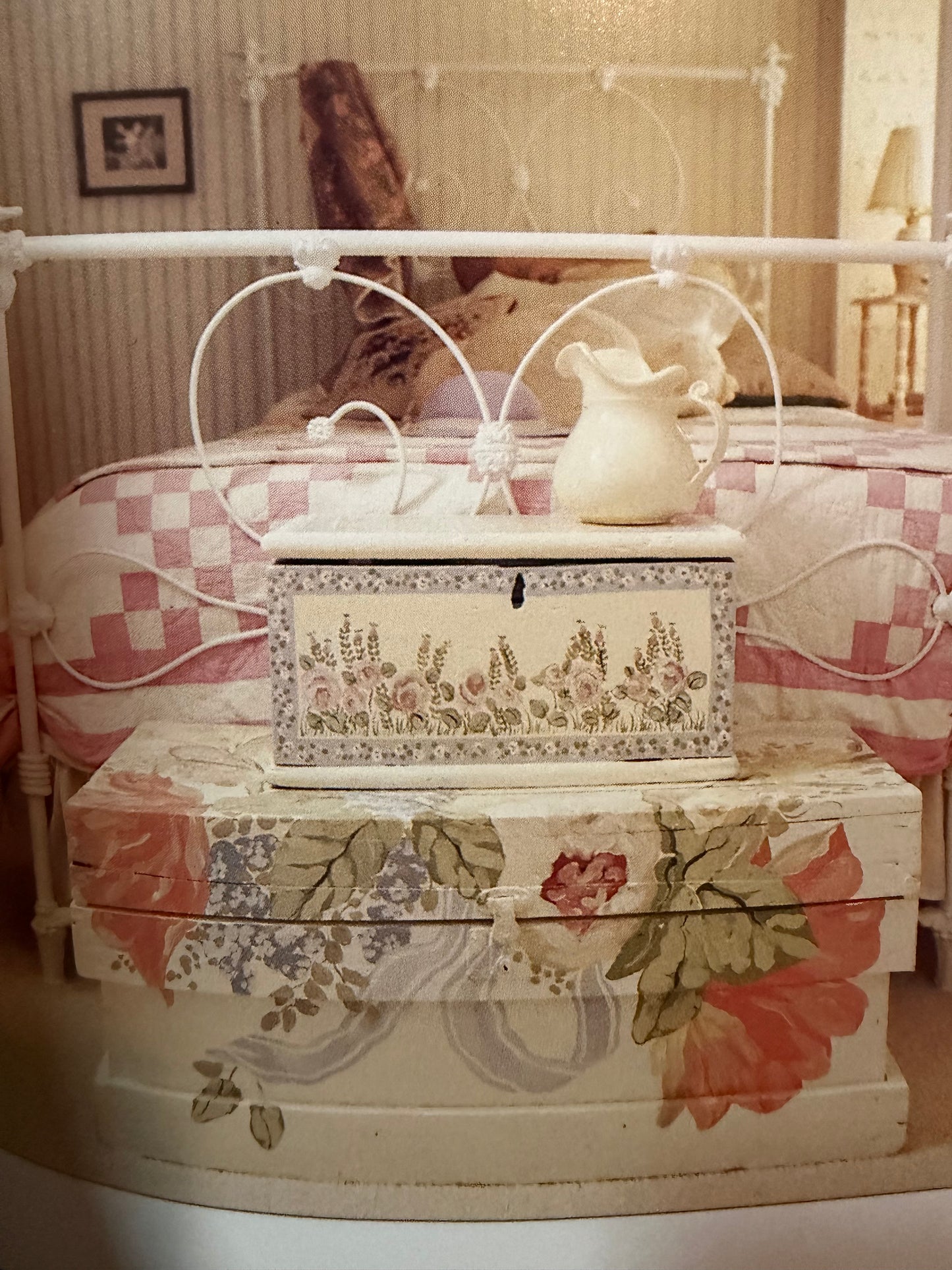 Country Home 1990 Collection – Hardcover Decorating Book (Better Homes & Gardens, 1990)
