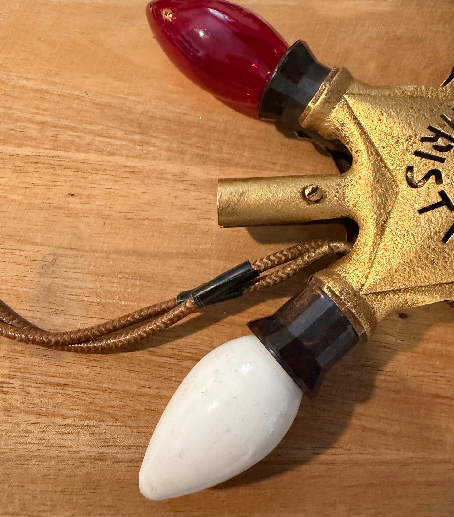 1940s Vintage Noma “Star of Bethlehem” Lighted Christmas Tree Topper — Gold Metal with “Merry Christmas” Embossed