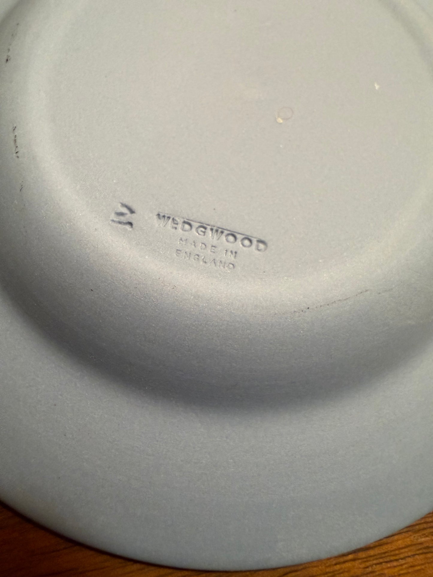 Wedgwood Pale Blue Jasperware Santa’s Sleigh Pin Dish – Holiday Cameo