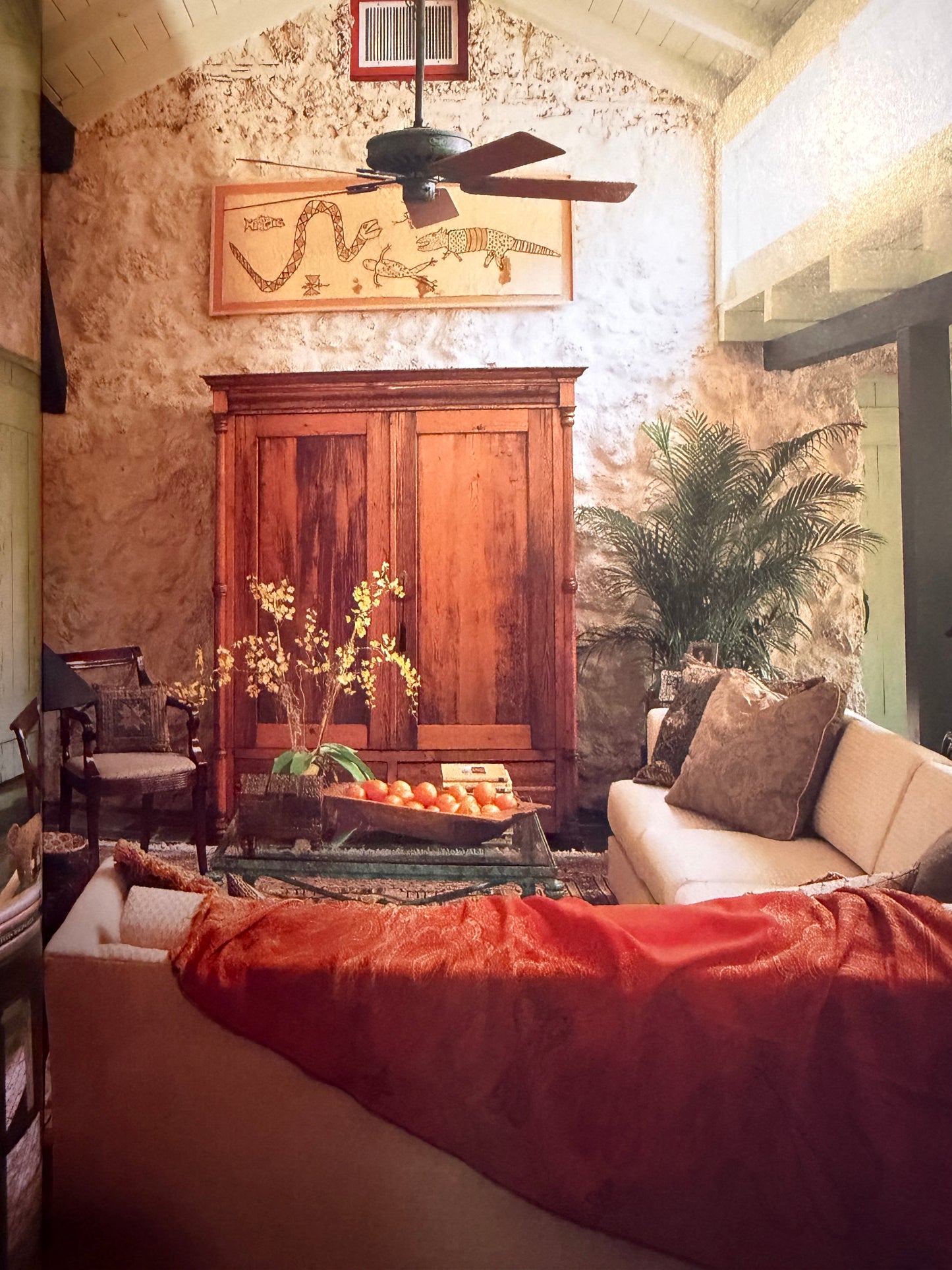 Country Living Decorating Style Book: The New Look of Country