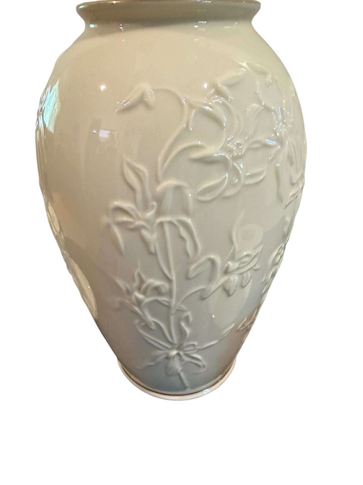 Lenox Vintage Masterpiece Collection Vase & Rosebud Candlestick Set – Ivory Fine Porcelain with 24K Gold Trim