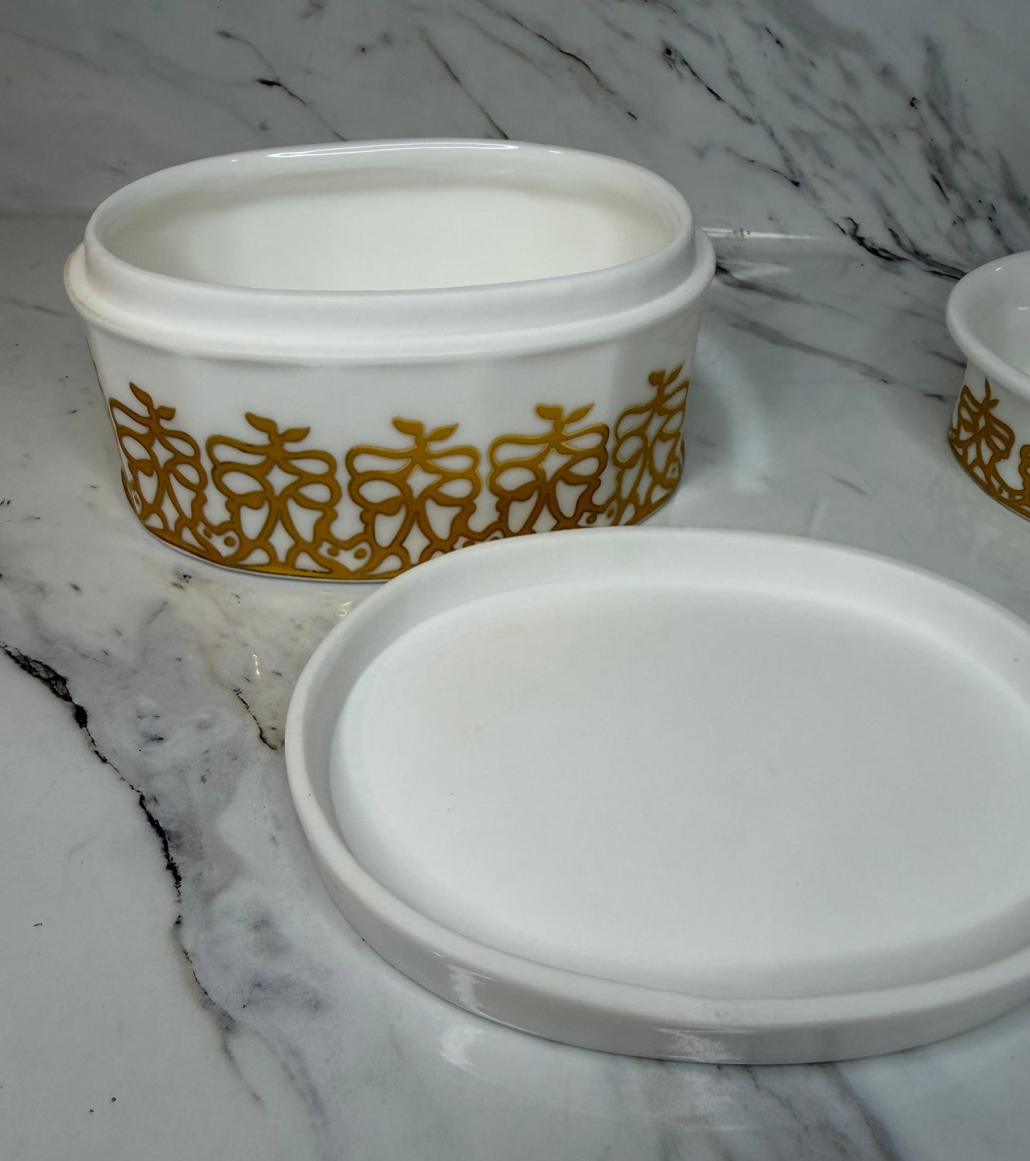 Vintage “Keepsake Charisma” Porcelain Soap Dish & Lidded Trinket Dish — Avon Anniversary Keepsake Collection (1970s)