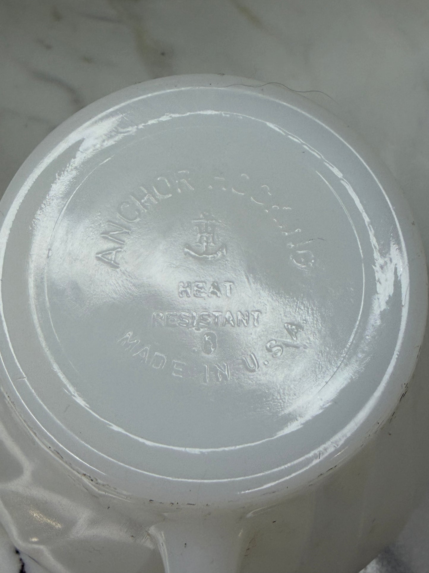 Vintage Fire-King Golden Shell Milk Glass Creamer, Sugar Bowl & Mugs Set – Anchor Hocking Swirl Pattern with Gold Trim