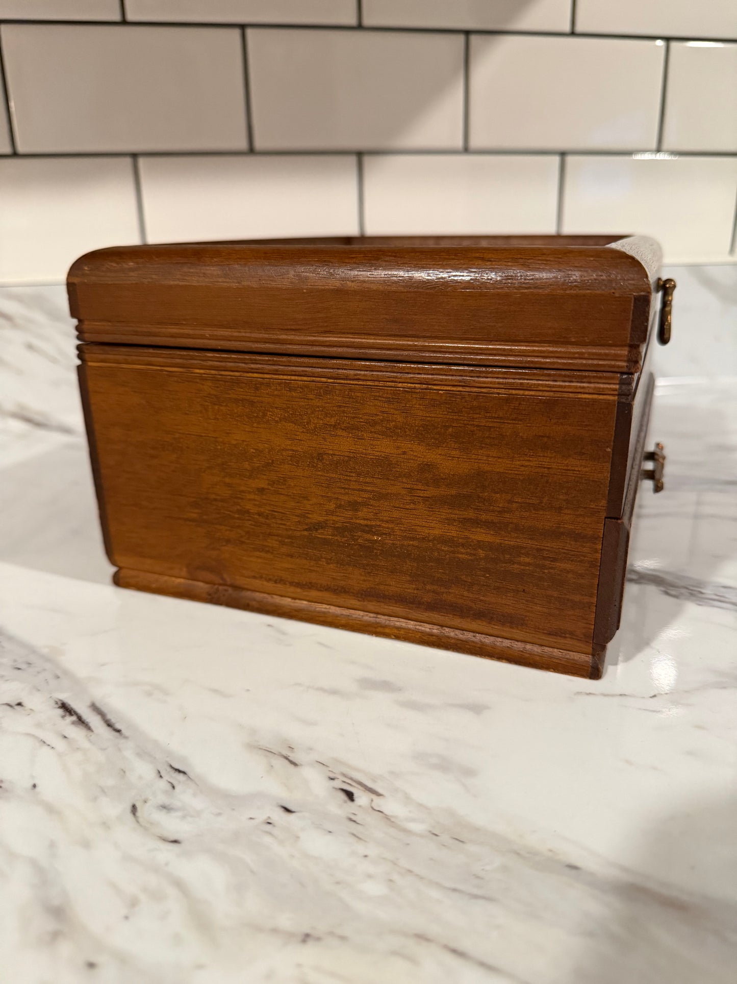 Vintage Linden Musical Jewelry Box