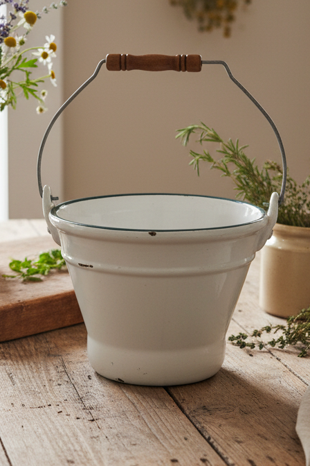 Norcal Vintage Pottery White Faux Enamelware Bucket with Blue Rim & Handle – Vintage Farmhouse Decor
