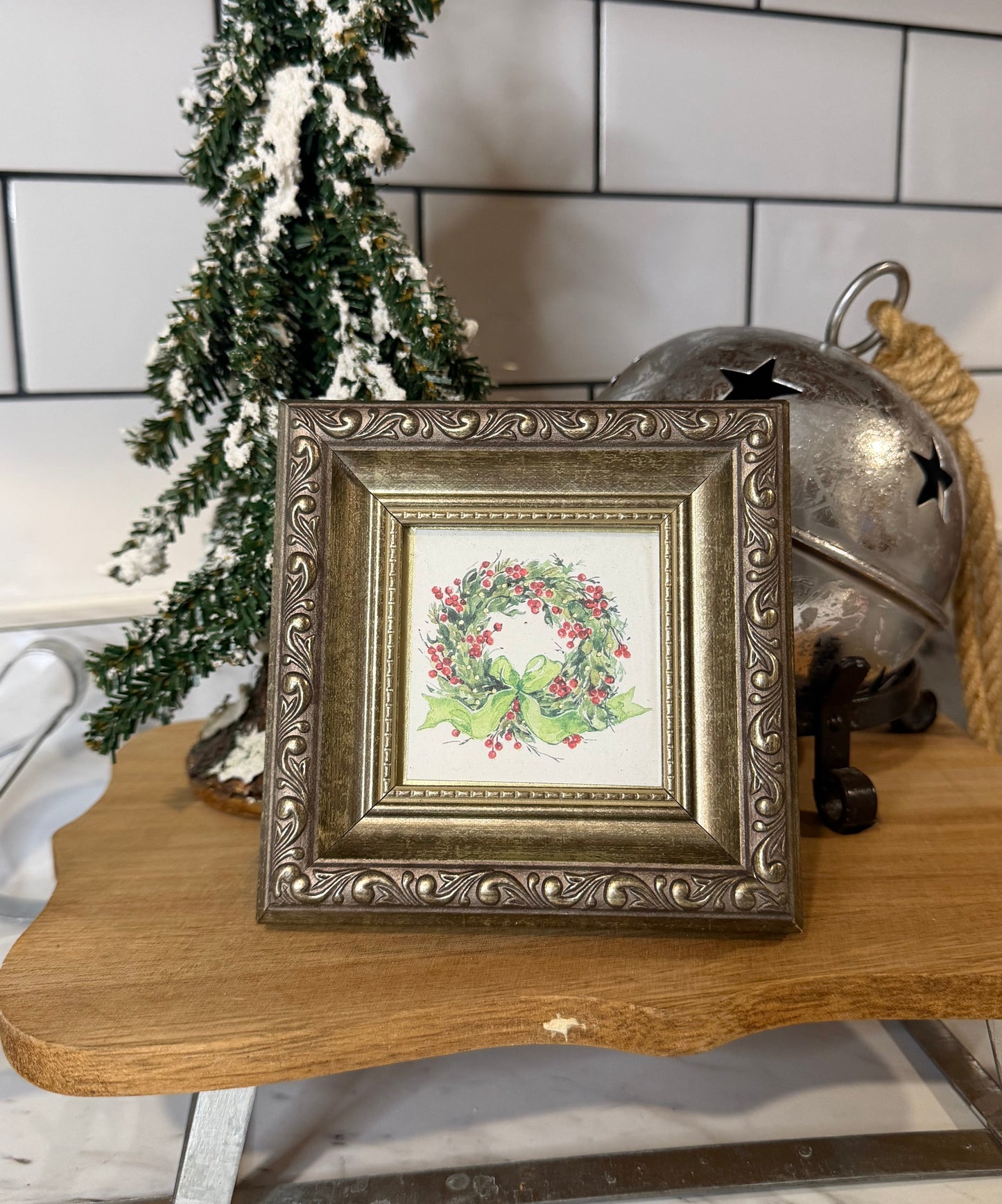 Vintage Style Ornate Silver Frame – 5x5” with Holly Berry Wreath Print