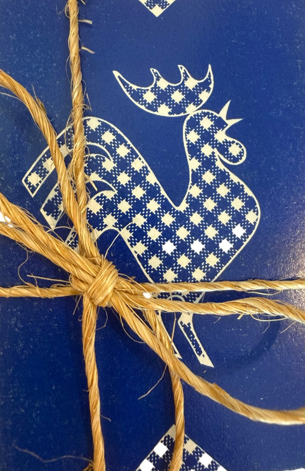 Vintage Double Deck Euchre Playing Cards – Blue & White Rooster – Aces Through 9s Only