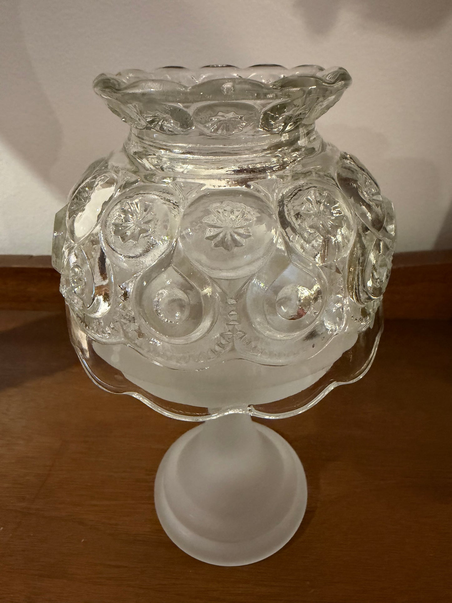 AVAILABLE - Vintage Moon & Stars Fairy Lamp – Clear Glass Dome with Frosted Base | L.E. Smith