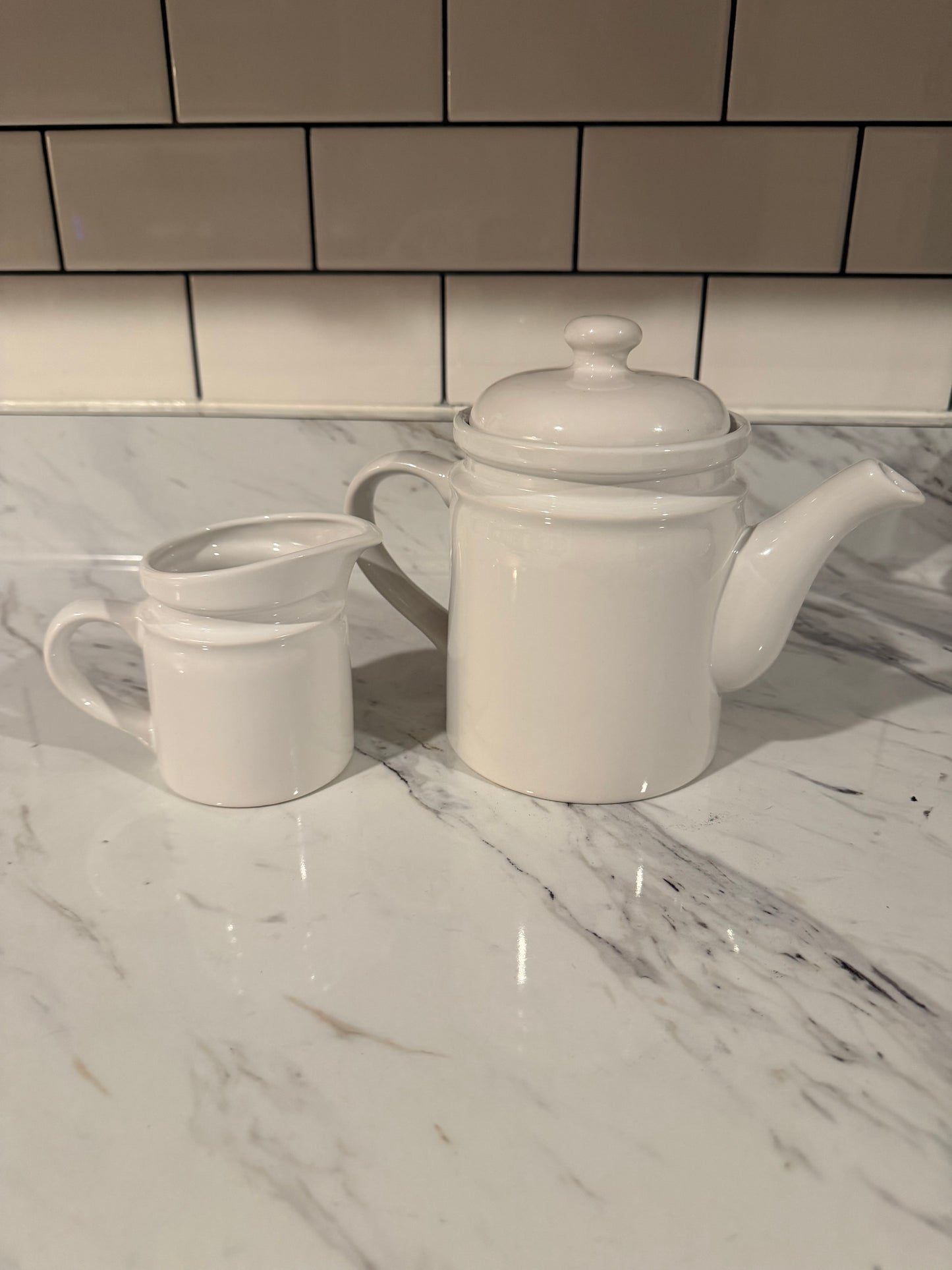 RARE 80’s-Goose Christmas Trenditions Teapot and Creamer