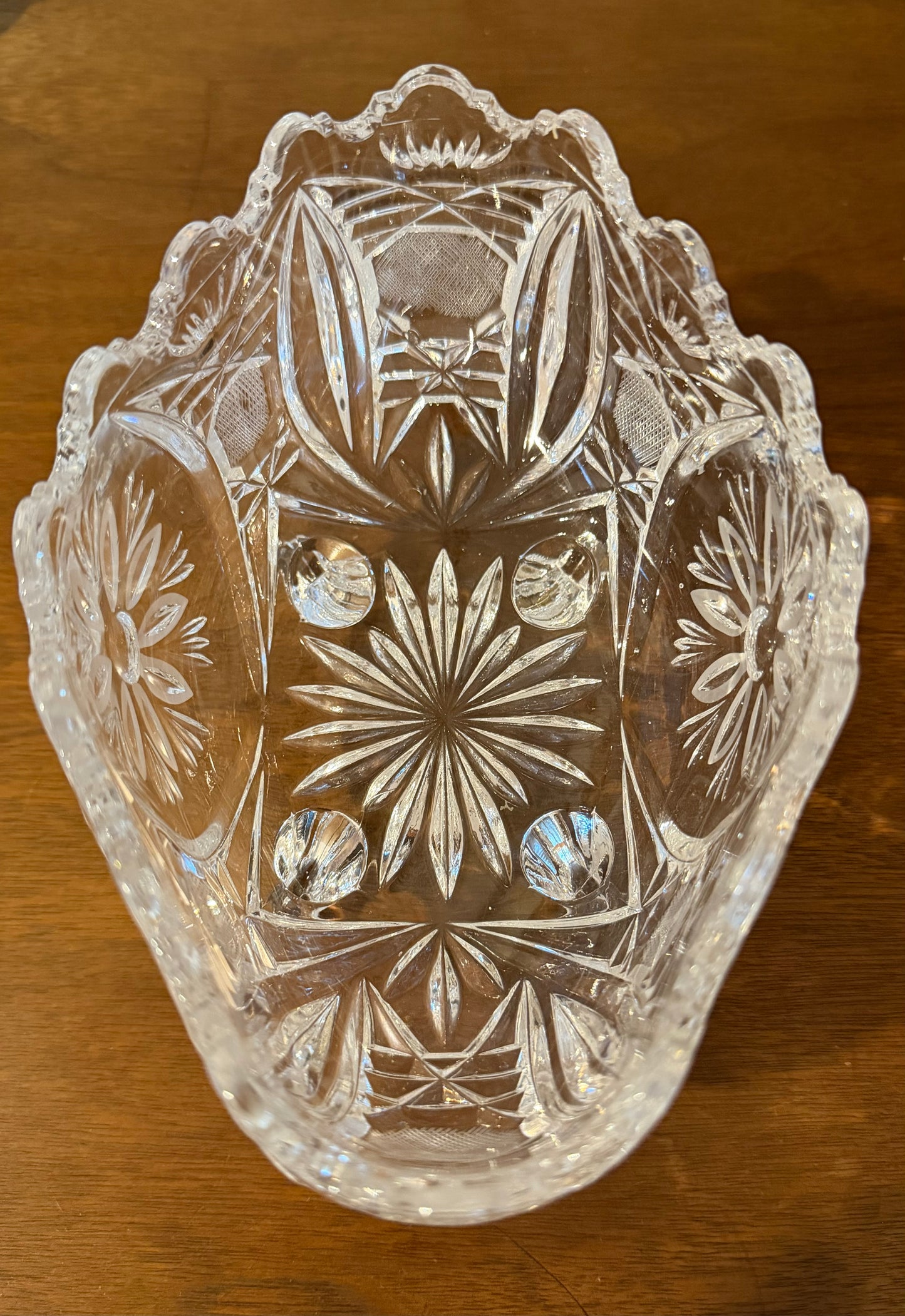 Lausitzer Crystal 4-Footed Etched Floral Bowl