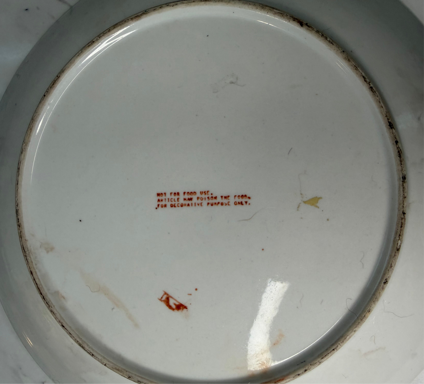 Toyo Collector Plate & Matching Trinket Box – Fruit & Ribbon Design