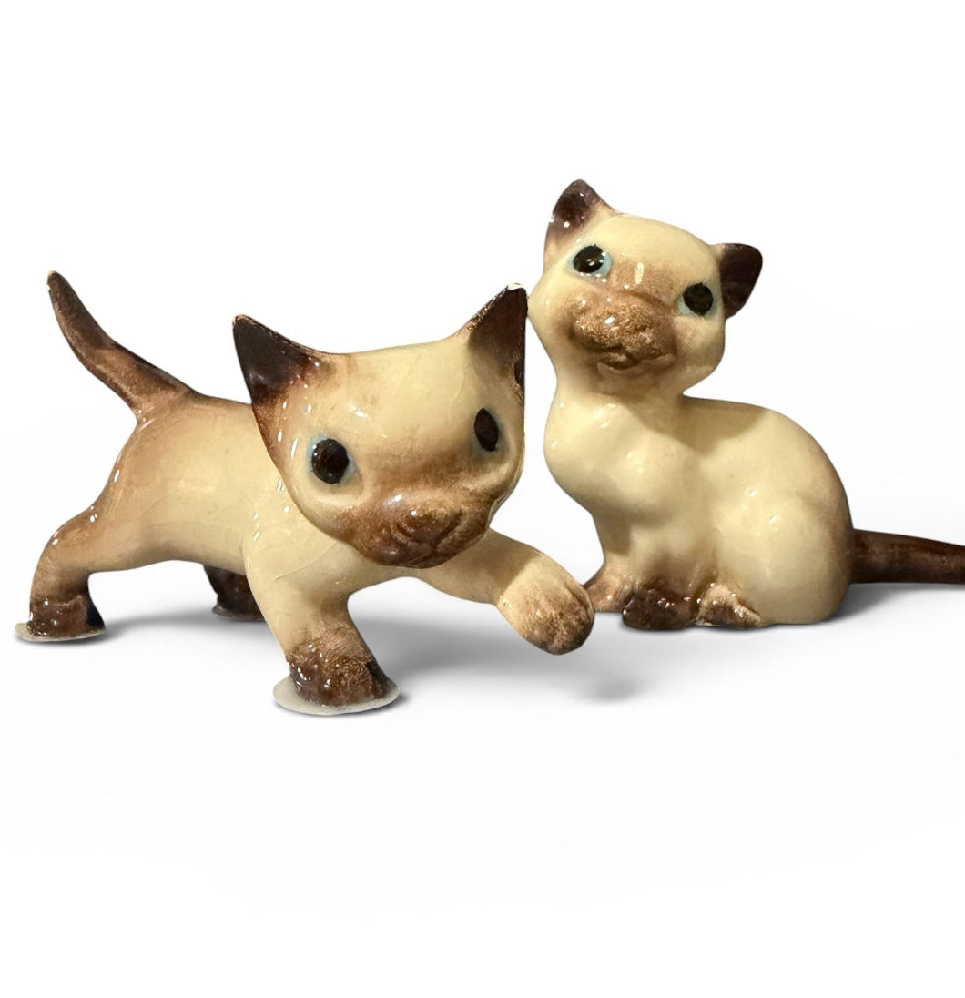 Hagen-Renaker Vintage Miniature Siamese Cat Figurines – Set of 4 | Mid-Century California Pottery