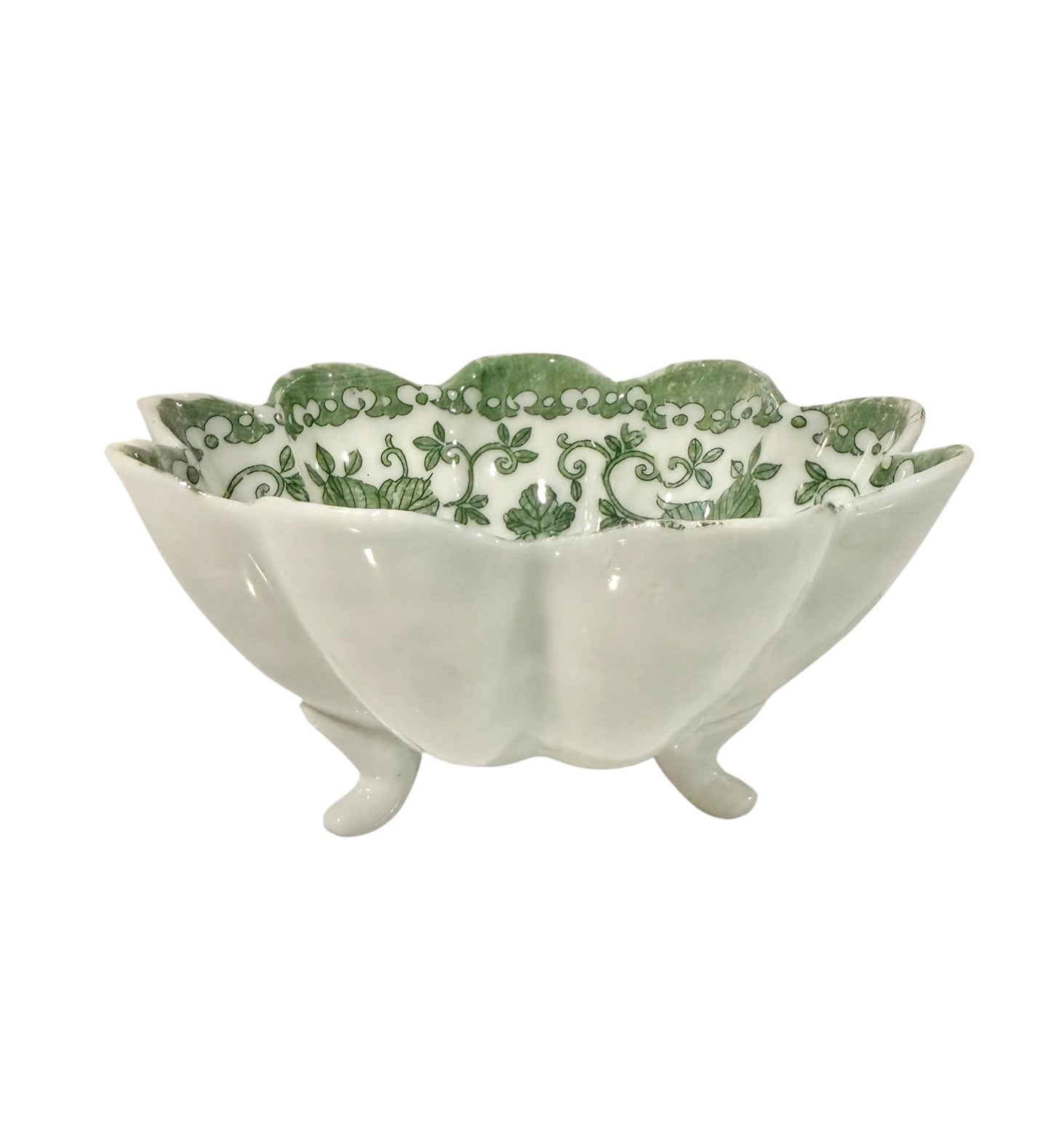 Antique Nippon Porcelain Scallop-Shaped Footed Berry Nut Bowl