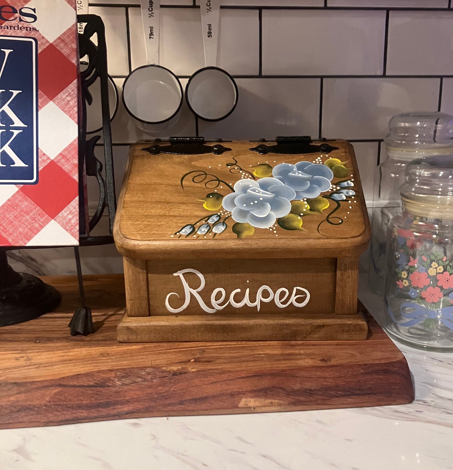 Vintage Cottagecore Wood Recipe Box