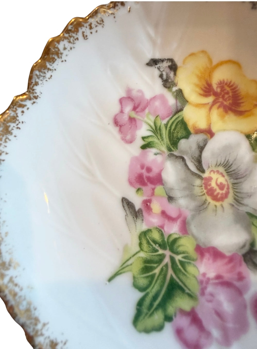 UCAGCO Japan Leaf-Shaped Porcelain Trinket Dish | Gold Gilded Wall Hanging | Circa 1953–1956