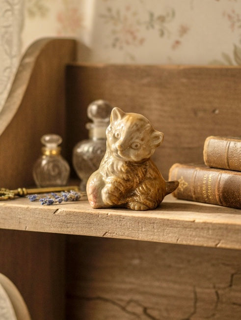 Wade Whimsies Vintage “Kitten with Ball of Yarn” Miniature Porcelain Figurine | Red Rose Tea Collectible | Made in England